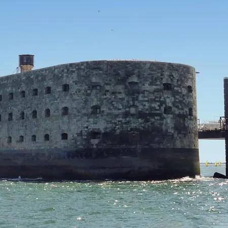 Дом отдыха In *